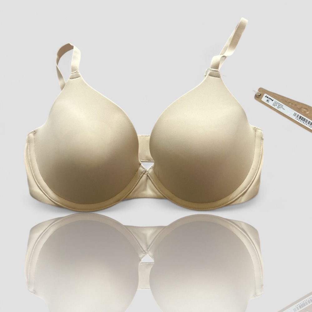 NWT Skims T-shirt Bra